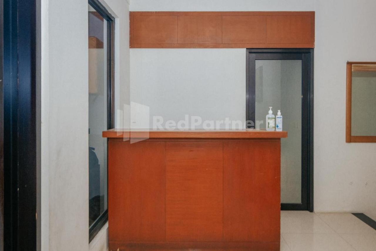 De Lugano Scbd Syariah Mitra Reddoorz Hotel Jakarta Kültér fotó