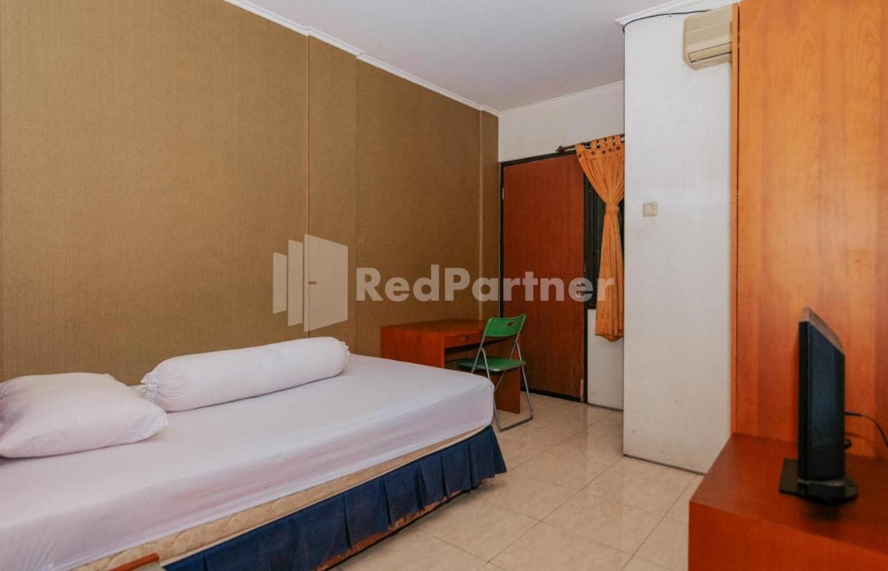 De Lugano Scbd Syariah Mitra Reddoorz Hotel Jakarta Kültér fotó