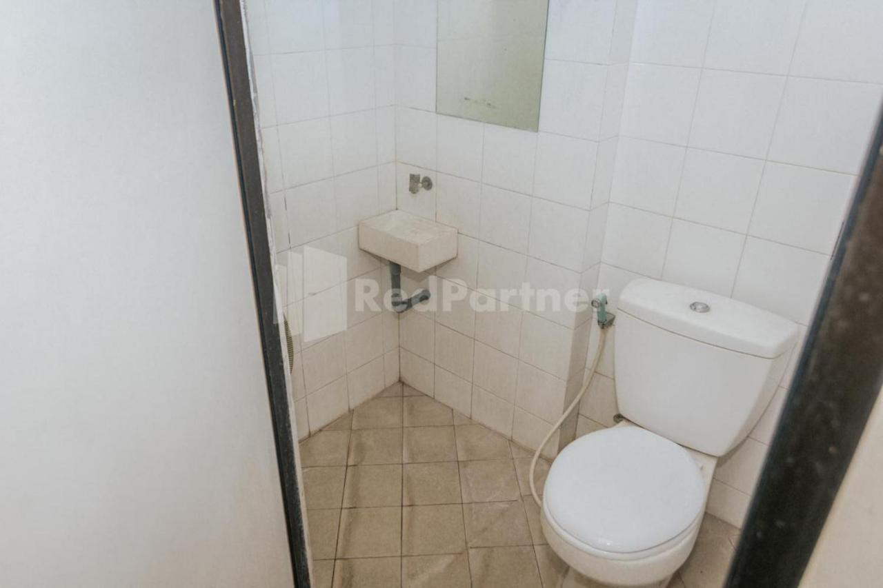 De Lugano Scbd Syariah Mitra Reddoorz Hotel Jakarta Kültér fotó