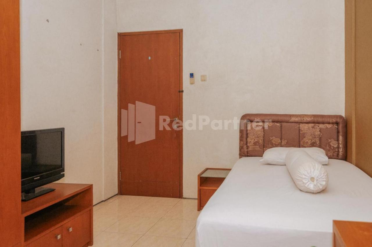 De Lugano Scbd Syariah Mitra Reddoorz Hotel Jakarta Kültér fotó