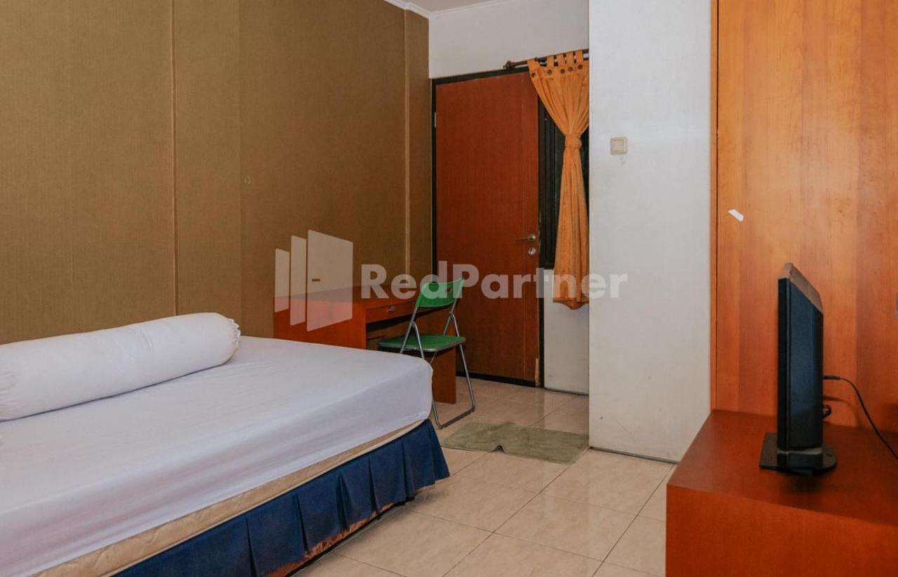 De Lugano Scbd Syariah Mitra Reddoorz Hotel Jakarta Kültér fotó